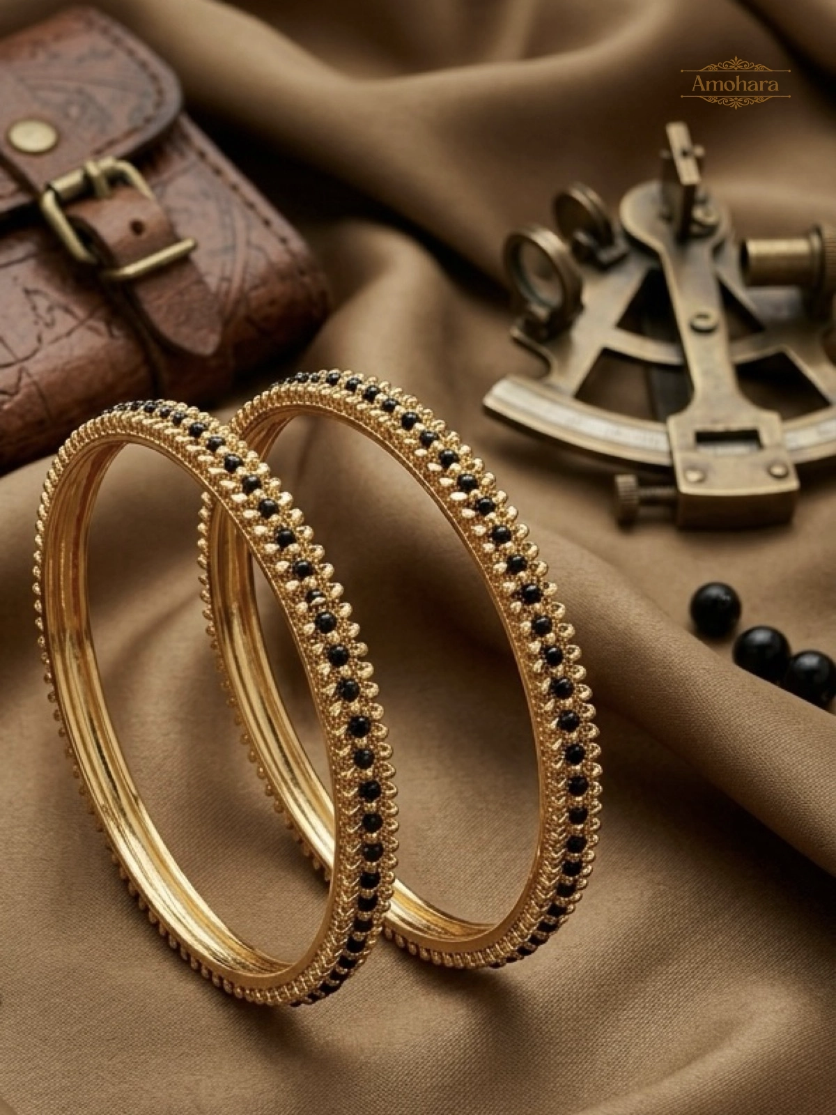 Noir Bead Luxe Gold Cover Bangles