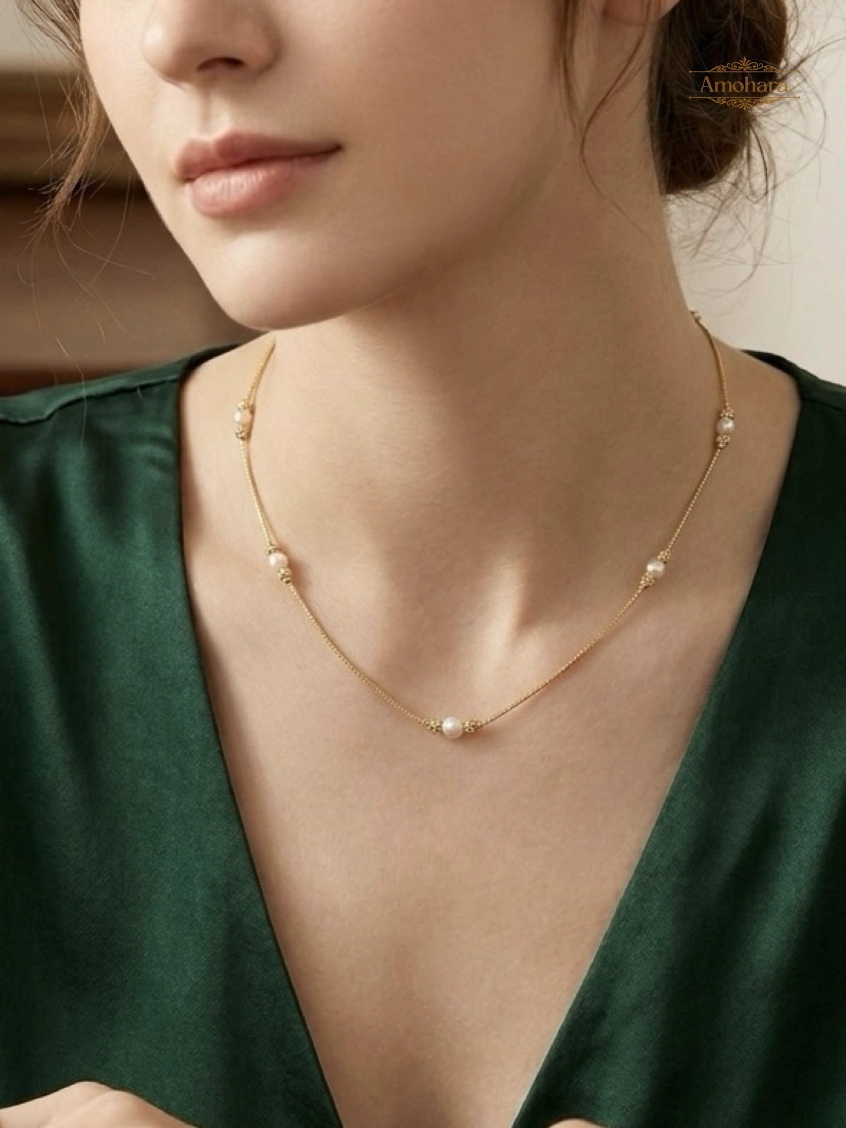 Pearl Glow Chain Necklace