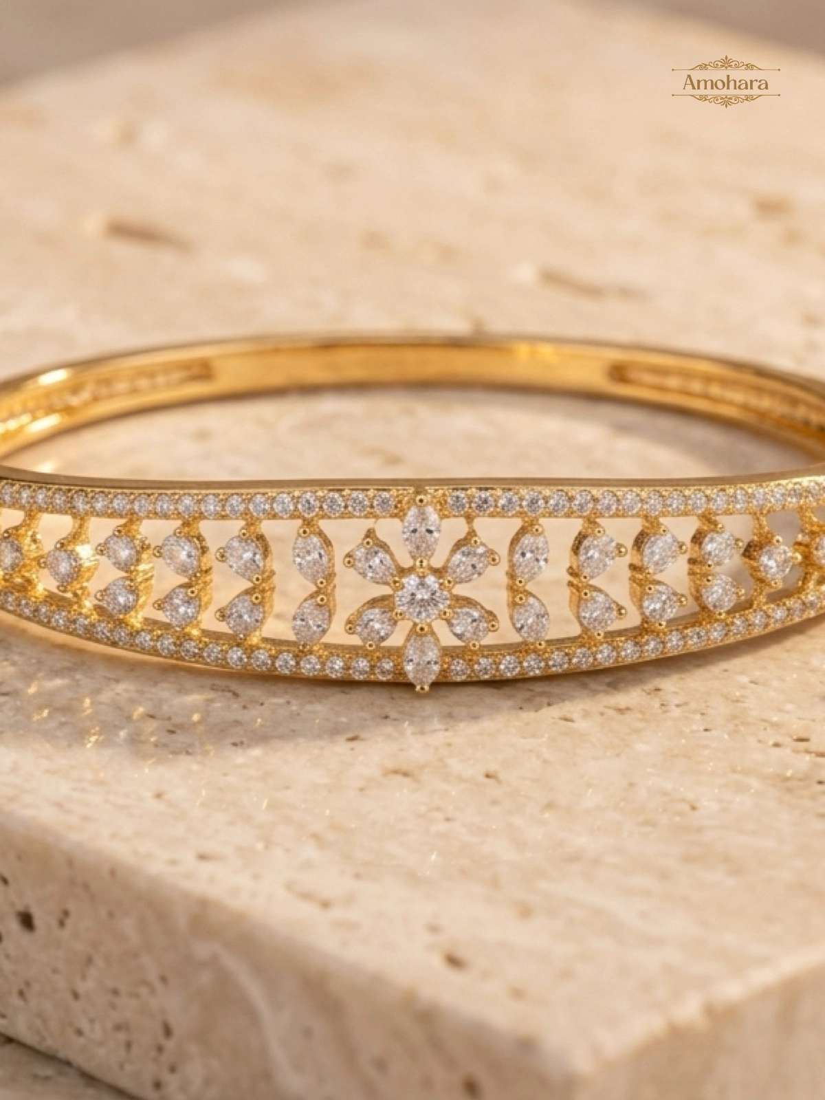 Golden Lattice Sparkle Bangle bracelet
