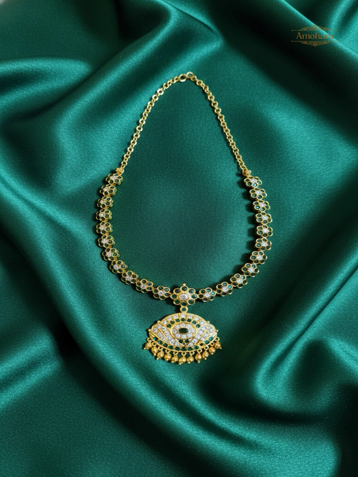 Green & white stone oval Adige Necklace