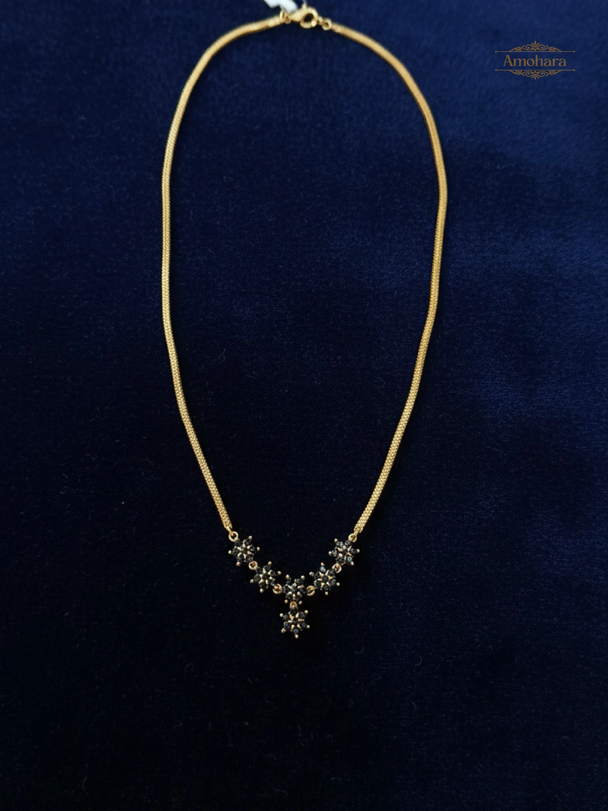 Midnight Bloom Pendant Chain