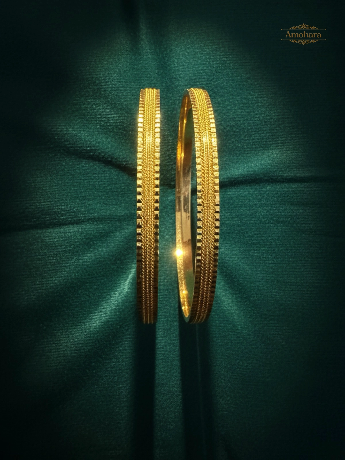 Elegant Texture Line Bangles
